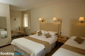 Гостиница New County Hotel  Перт